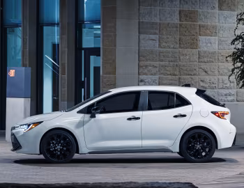 2020–22 Toyota Corolla SE "Nightshade" Hatchback [North America] '2019–22