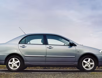 Toyota Corolla Saloon [UK-spec] '2001–04