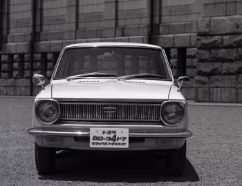 Toyota Corolla 4-door Sedan Deluxe [Japan] (KE10-FD) '05.1967–03.1968