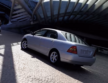 Toyota Corolla Sedan [Worldwide] '2001–04