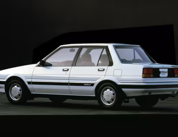 Toyota Corolla Sedan 4door 1500 SE Saloon [Japan] (E-AE81) '01.1984–05.1985
