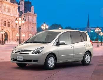 Toyota Corolla Spacio '05.2001–06.2007