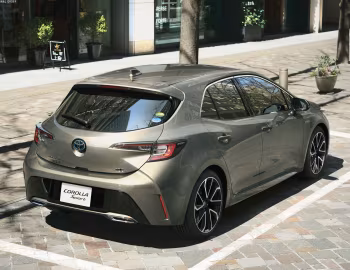 Toyota Corolla Sport Hybrid G "Z" [Japan] '06.2018–pr.