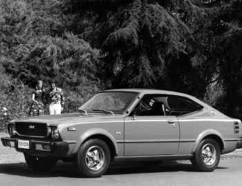 1976–77 Toyota Corolla SR5 2-door Hardtop [North America] (TE37) '1975–77