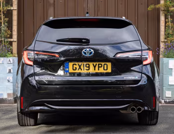 Toyota Corolla Touring Sports Hybrid [UK-spec] '2019–22