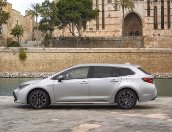 Toyota Corolla Touring Sports Hybrid [Worldwide] '2019–22