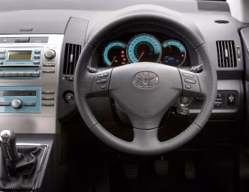 Panel frontal Toyota Corolla Verso [UK-spec] '2004–07