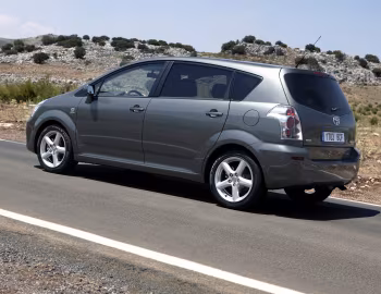 Toyota Corolla Verso [Worldwide] '2004–07