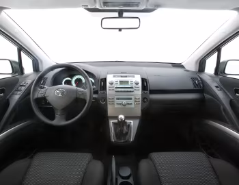 Panel frontal Toyota Corolla Verso [Worldwide] '2004–07