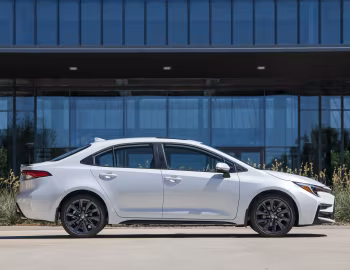 2023–pr. Toyota Corolla XSE Sedan [North America] '2022–pr.