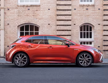 Toyota Corolla ZR Hybrid [Australia] '2018–22