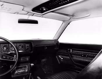 Interior 1974–77 Toyota Corona SR Hardtop [North America] (RT114) '1973–77