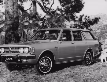 1973 Toyota Corona Wagon [North America] '1972–73