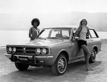1973 Toyota Corona Wagon [North America] '1972–73