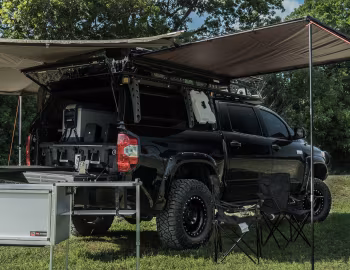 Toyota Costner Tundra '10.2018