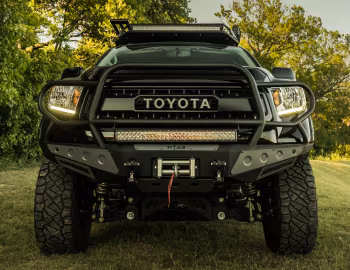 Toyota Costner Tundra '10.2018