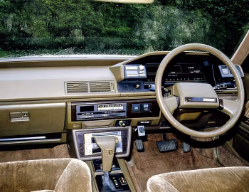 Panel frontal Toyota Cresta Super Lucent (GX71) '08.1984–08.1988