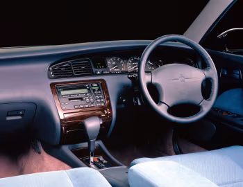 Panel frontal Toyota Crown (S140) '08.1993–95