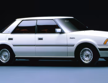 Toyota Crown 4Door Hardtop 2.0 Royal Saloon [Japan] (E-GS121) '08.1984–08.1985