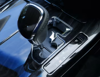 Interior Toyota Crown Athlete S (S210) '10.2015–05.2018
