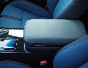 Interior Toyota Crown Athlete S (S210) '10.2015–05.2018