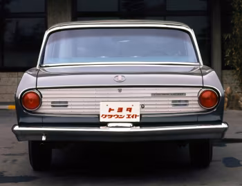 Toyota Crown Eight [Japan] (VG10) '04.1964–06.1965