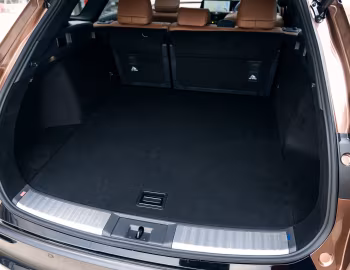 Ambos Toyota Crown Estate Z HEV [Japan] (6AA-AZSH38W) '03.2025–pr.