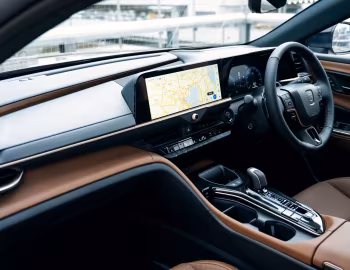 Interior Toyota Crown Estate Z HEV [Japan] (6AA-AZSH38W) '03.2025–pr.
