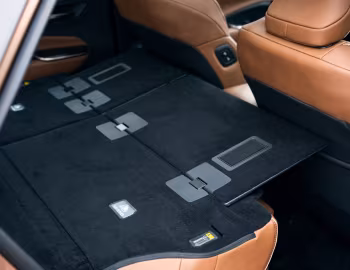 Interior Toyota Crown Estate Z HEV [Japan] (6AA-AZSH38W) '03.2025–pr.