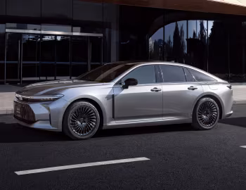 Toyota Crown HEV Sedan [China] '2023–pr.
