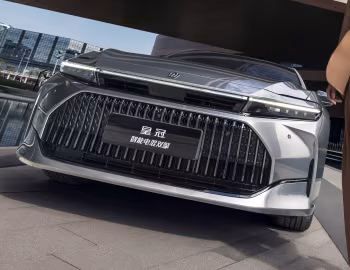 Toyota Crown HEV Sedan [China] '2023–pr.
