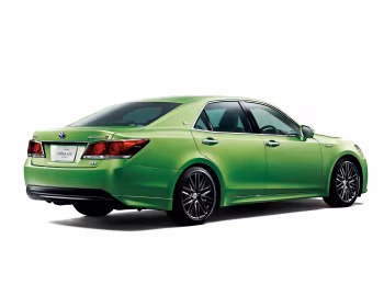 Toyota Crown Hybrid Athlete (S210) '12.2012–10.2015