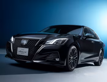 Toyota Crown Athlete S-T "J-Frontier Limited" (S210) '08.2017–05.2018