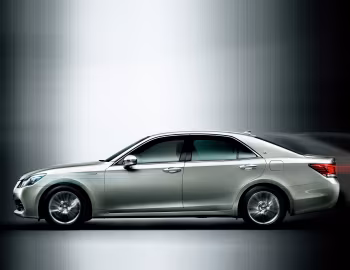 Toyota Crown Hybrid Royal Saloon (S210) '12.2012–10.2015