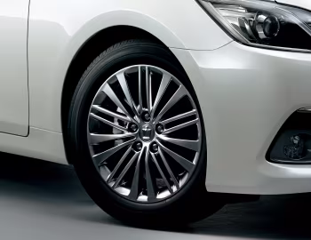 Toyota Crown Hybrid Royal Saloon “Black Style” (S210) '07.2014–09.2015
