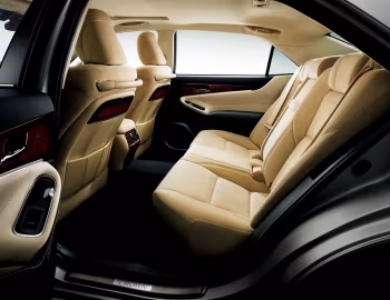 Interior Toyota Crown Majesta [Japan] (DAA-GWS214) '09.2013–10.2015