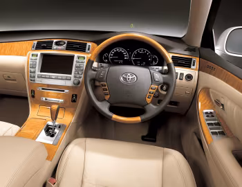 Panel frontal Toyota Crown Majesta (S180) '07.2006–03.2009