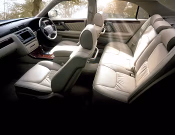 Interior Toyota Crown Majesta (S170) '09.1999–06.2004