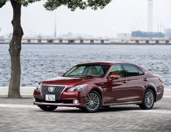 Toyota Crown Majesta F Version [Japan] (DAA-GWS214) '09.2013–10.2015