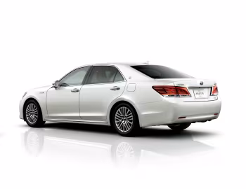 Toyota Crown Majesta F Version [Japan] (DAA-GWS214) '09.2013–10.2015