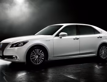Toyota Crown Majesta F Version [Japan] (DAA-GWS214) '09.2013–10.2015