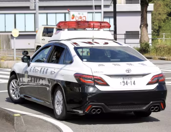 Toyota Crown Radio Police Vehicle [Japan] (3BA-ARS220) '2021–22