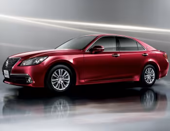 Toyota Crown Royal Saloon (S210) '12.2012–10.2015
