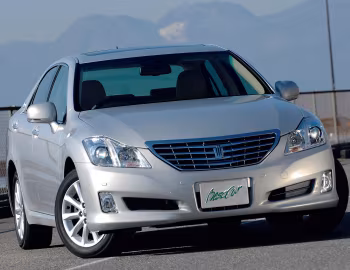 Toyota Crown Royal Saloon (S200) '02.2008–02.2010