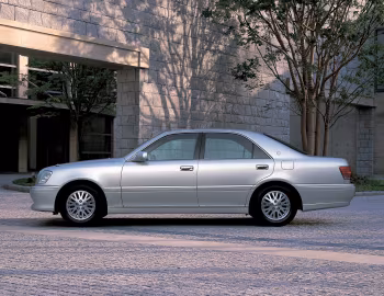 Toyota Crown Royal Saloon (S170) '08.2001–11.2003