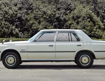 Toyota Crown Royal Saloon Sedan (MS112) '09.1979–08.1981