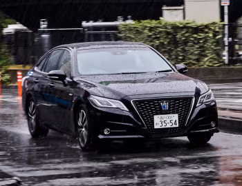 Toyota Crown S [Japan] (6AA-AZSH20) '06.2018–04.2020