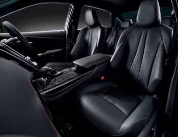 Interior Toyota Crown S "Sport Style" [Japan] (6AA-AZSH20) '04–10.2020