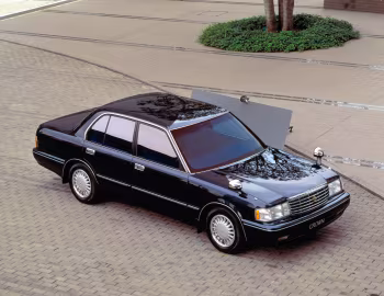 Toyota Crown Sedan (S130) '1991–95