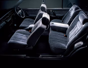 Interior Toyota Crown Sedan (S130) '1991–95
